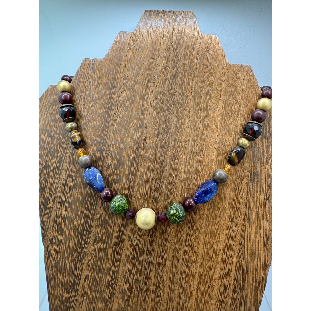 Liz Claiborne Vintage LCI Multi Color Mixed Bead Gold Tone Hook Necklace 18in